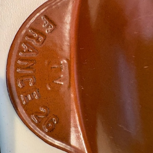 Le Creuset Chestnut Brown #26 Deep Skillet/Fry Pan - Picture 5 of 5